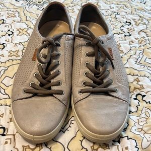 ECCO leather sneakers 43 9/9.5